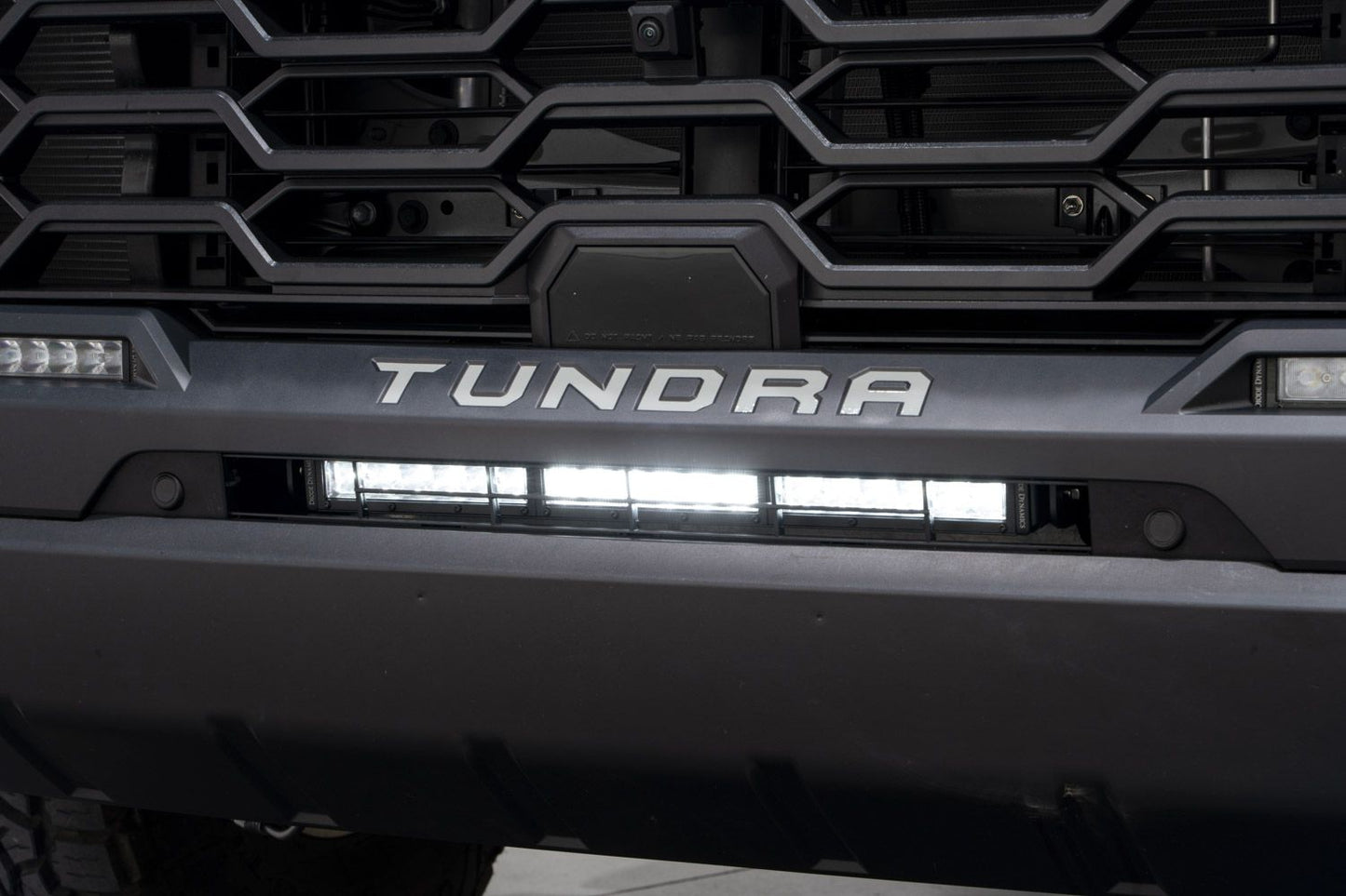 Stealth Bumper Light Bar Kit for 2022 Toyota Tundra White Combo Diode Dymanics