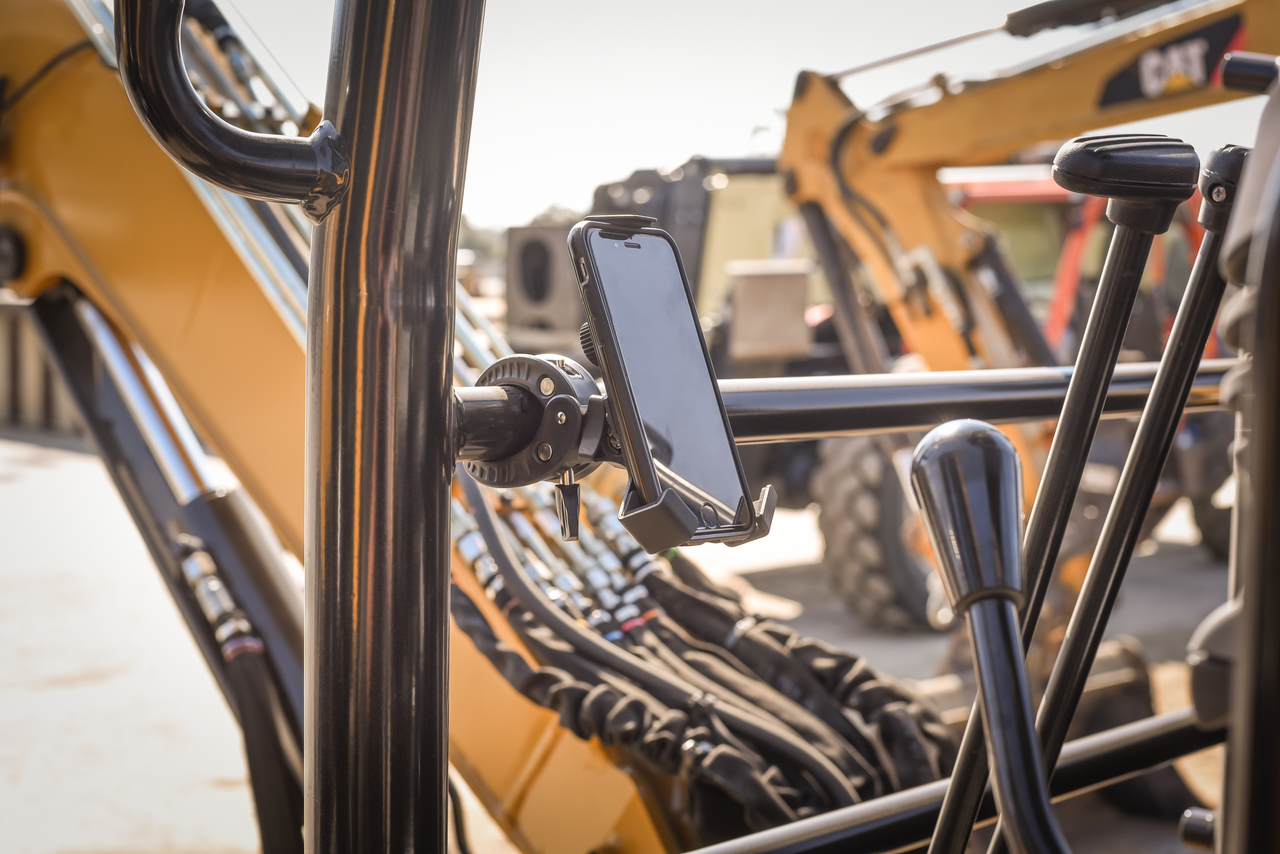 Mob Mount Claw Phone Mount - Small
