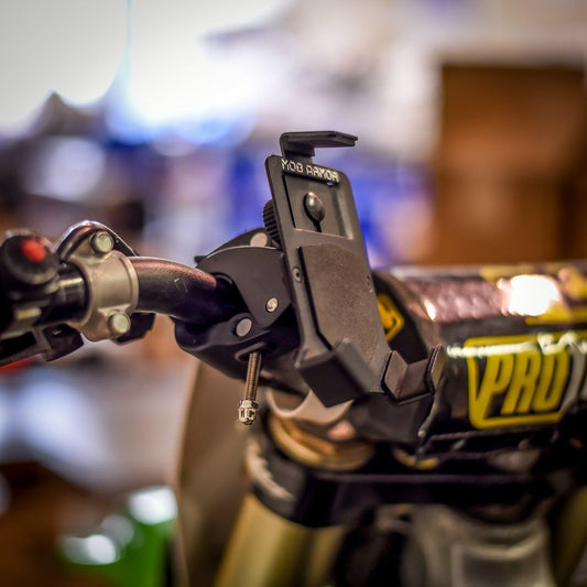 Mob Armor Black Large Switch Bar